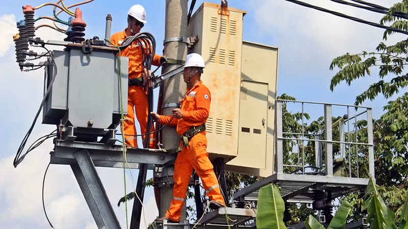 EVNNPC phấn đấu đạt sản lượng điện thương phẩm năm 2024 tăng 7,49%