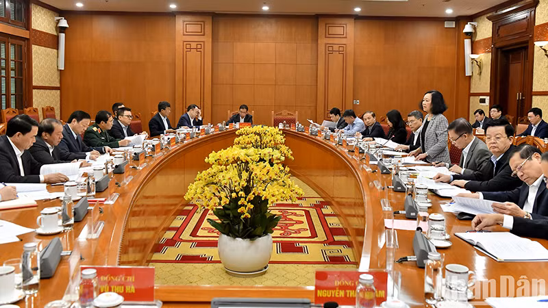 Quang cảnh phiên họp thứ nhất của Tiểu ban Tổ chức phục vụ Đại hội XIV của Đảng. (Ảnh: ĐĂNG KHOA)