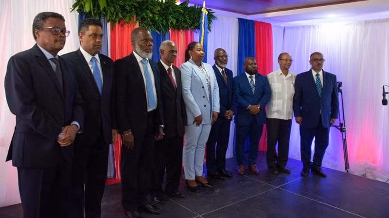 Các thành viên Hội đồng Tổng thống Chuyển tiếp (CPT) của Haiti dự một sự kiện ở Port-au-Price ngày 30/4/2024. (Ảnh: AFP/TTXVN)