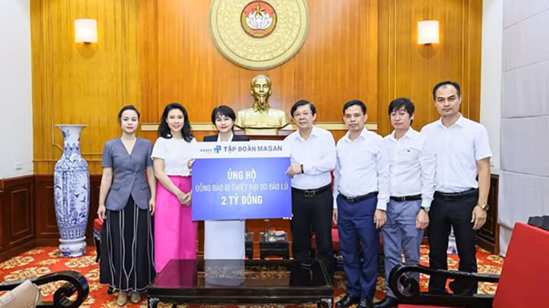 Tập đoàn Masan trao 2 tỷ tiền mặt tại Ủy ban Trung ương Mặt trận Tổ quốc Việt Nam.