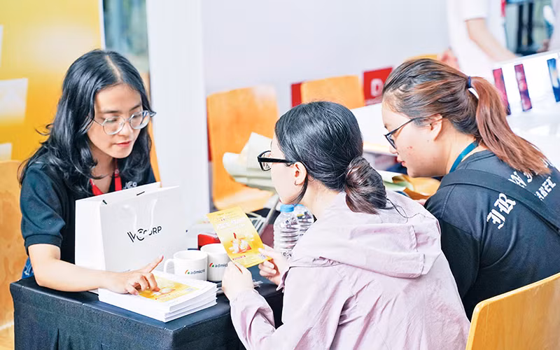 Chương trình tư vấn tại Trường THPT Đa Phước, huyện Bình Chánh.
