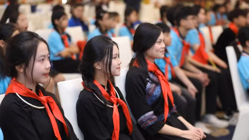 142 đại biểu Cháu ngoan Bác Hồ tiêu biểu đại diện hàng nghìn thiếu nhi các dân tộc tỉnh Lạng Sơn tham dự Đại hội. 142 đại biểu Cháu ngoan Bác Hồ tiêu biểu đại diện hàng nghìn thiếu nhi các dân tộc tỉnh Lạng Sơn tham dự Đại hội.