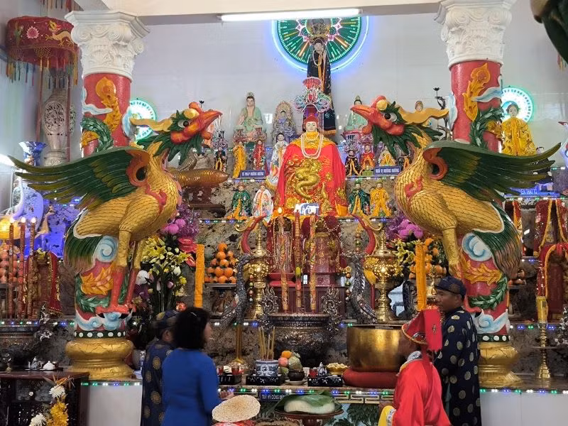Lễ hội Dinh Cô ở Bà Rịa-Vũng Tàu là một trong những lễ hội nước lớn nhất của ngư dân vùng biển Nam Bộ.