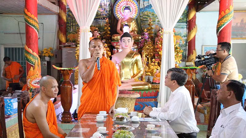 Đại đức Danh Tuấn, Hội trưởng Hội Đoàn kết sư sãi yêu nước tỉnh Hậu Giang cảm ơn sự quan tâm của lãnh đạo tỉnh.