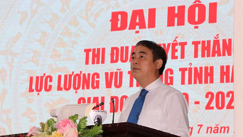 Đồng chí Nghiêm Xuân Thành, Ủy viên Trung ương Đảng, Bí thư Tỉnh ủy Hậu Giang, phát biểu tại Đại hội.