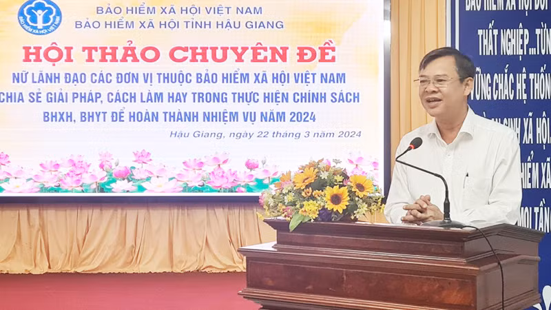 Phó Chủ tịch Thường trực Ủy ban nhân dân tỉnh Hậu Giang Trương Cảnh Tuyên phát biểu tại hội thảo