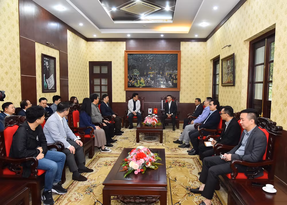 Quang cảnh buổi tiếp và làm việc. (Ảnh: THỦY NGUYÊN) Quang cảnh buổi tiếp và làm việc. (Ảnh: THỦY NGUYÊN)