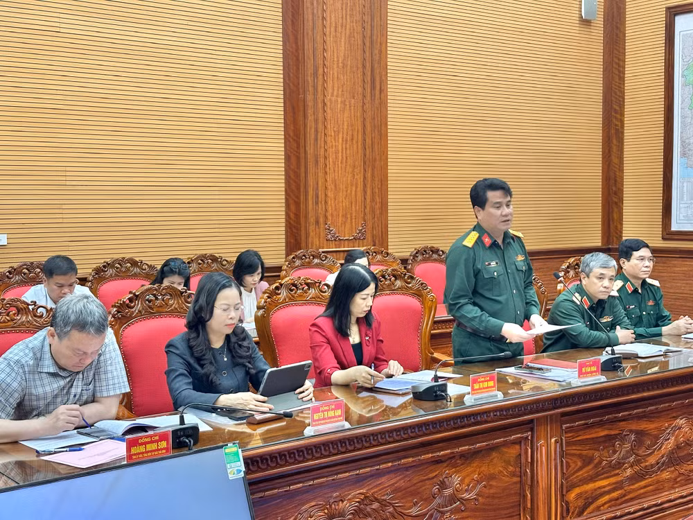 Quân khu 3 báo cáo dự thảo chương trình phối hợp tuyên truyền.