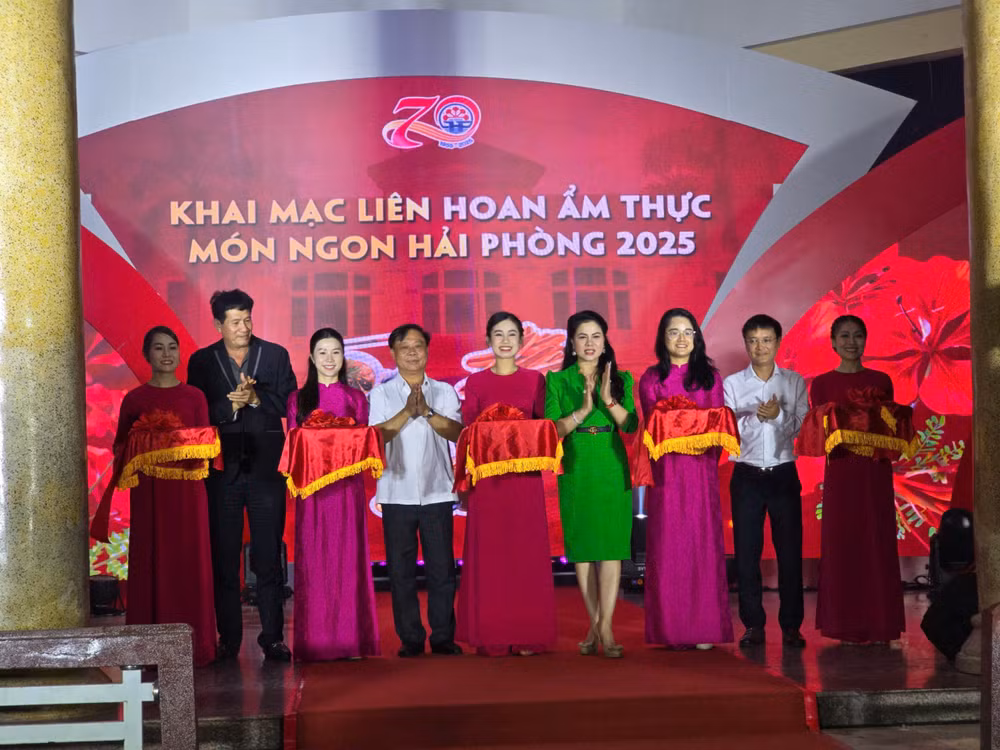 Liên hoan Ẩm thực món ngon Hải Phòng năm 2025. Liên hoan Ẩm thực món ngon Hải Phòng năm 2025.