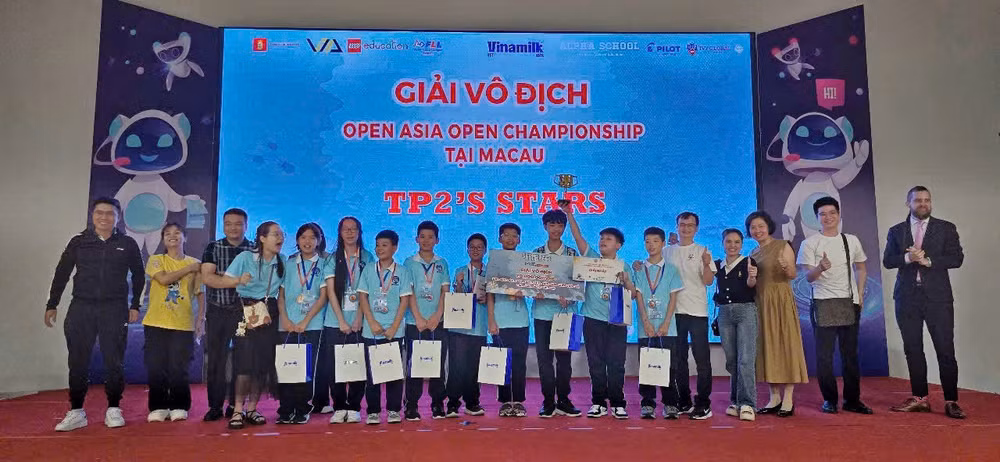Hai đội vô địch sẽ đại diện cho Việt Nam tham gia First Lego League Asia Open Championship thế giới vào tháng 08/2025 tại Macao, Trung Quốc. Hai đội vô địch sẽ đại diện cho Việt Nam tham gia First Lego League Asia Open Championship thế giới vào tháng 08/2025 tại Macao, Trung Quốc.