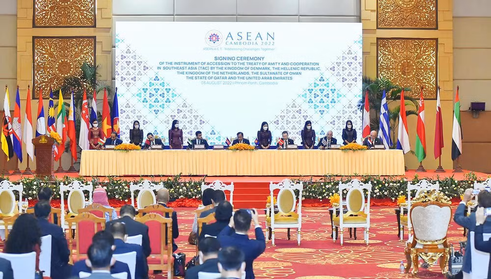Lễ ký văn kiện mở rộng Hiệp ước Thân thiện và Hợp tác ở Đông Nam Á cho một số quốc gia Lễ ký văn kiện mở rộng Hiệp ước Thân thiện và Hợp tác ở Đông Nam Á cho một số quốc gia