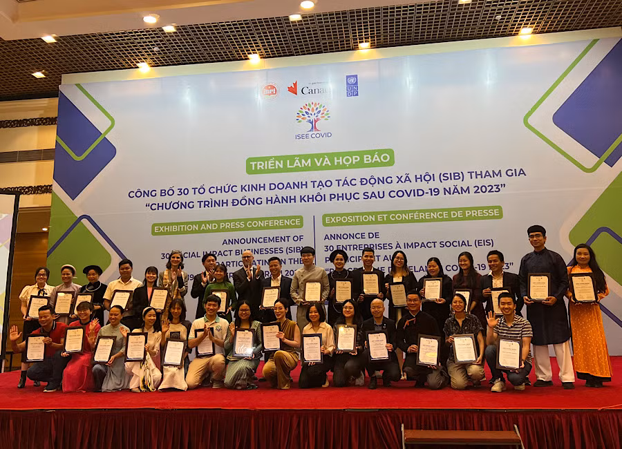 Top 30 tổ chức kinh doanh tạo tác động xã hội tham gia Chương trình đồng hành khôi phục sau Covid-19 năm 2023. Top 30 tổ chức kinh doanh tạo tác động xã hội tham gia Chương trình đồng hành khôi phục sau Covid-19 năm 2023.