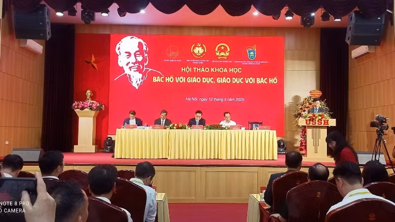 Toàn cảnh Hội thảo khoa học "Bác Hồ với giáo dục, giáo dục với Bác Hồ".