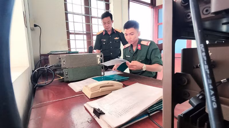 Tinh thần "Vào ca trực là vào vị trí chiến đấu" được cán bộ, chiến sĩ Tiểu đoàn 1, Lữ đoàn Thông tin 29, Quân khu 9 thực hiện nghiêm túc.
