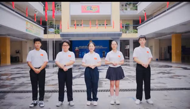 Nhóm học sinh trường THCS Ngô Sĩ Liên, THCS Chu Văn An và THPT Nhân Chính - Hà Nội đạt thành tích xuất sắc nhất