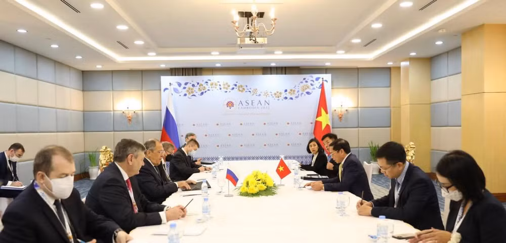 Quang cảnh cuộc gặp. Quang cảnh cuộc gặp.