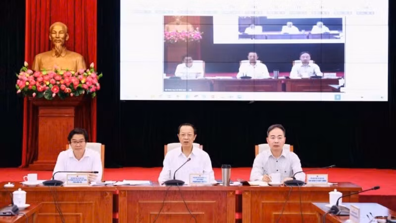 Bộ Giáo dục và Đào tạo tổ chức Hội nghị trực tuyến, đánh giá về việc quản lý dạy thêm, học thêm theo Thông tư 29.