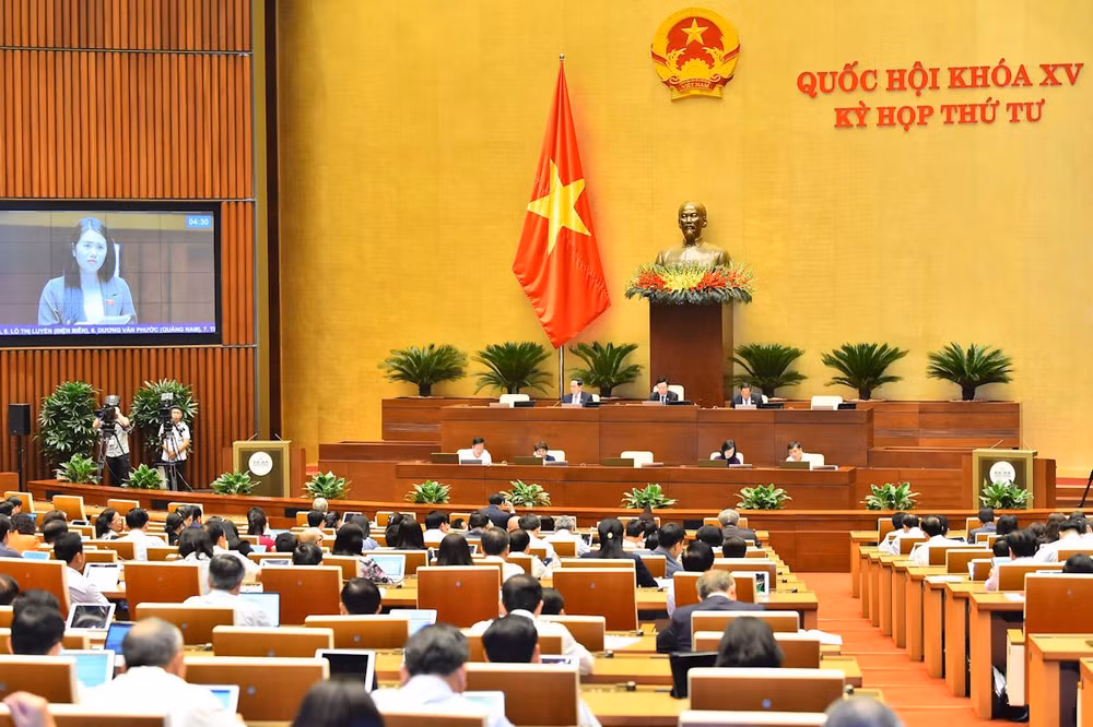 Tại phiên họp, các đại biểu thảo luận về một số nội dung còn ý kiến khác nhau của dự án Luật Khám bệnh, chữa bệnh (sửa đổi).