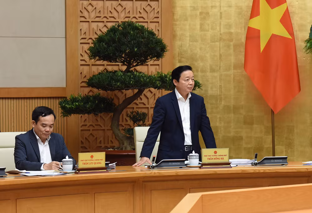 Phó Thủ tướng Trần Hồng Hà phát biểu.
