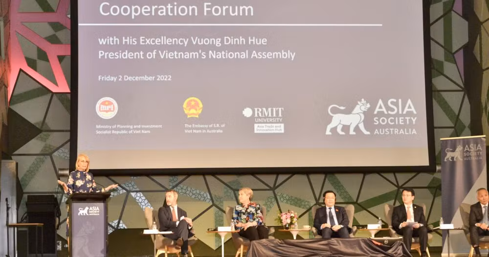Chủ tịch Quốc hội Vương Đình Huệ dự Diễn đàn hợp tác kinh tế Việt Nam-Australia. Chủ tịch Quốc hội Vương Đình Huệ dự Diễn đàn hợp tác kinh tế Việt Nam-Australia.