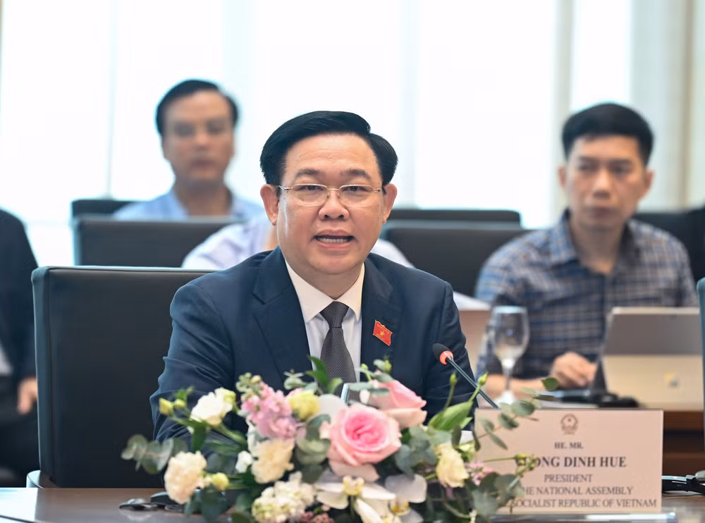 Chủ tịch Quốc hội Vương Đình Huệ phát biểu mở đầu buổi tiếp đoàn doanh nghiệp USABC.