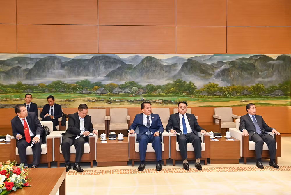 Đoàn đại biểu Quốc hội Lào.