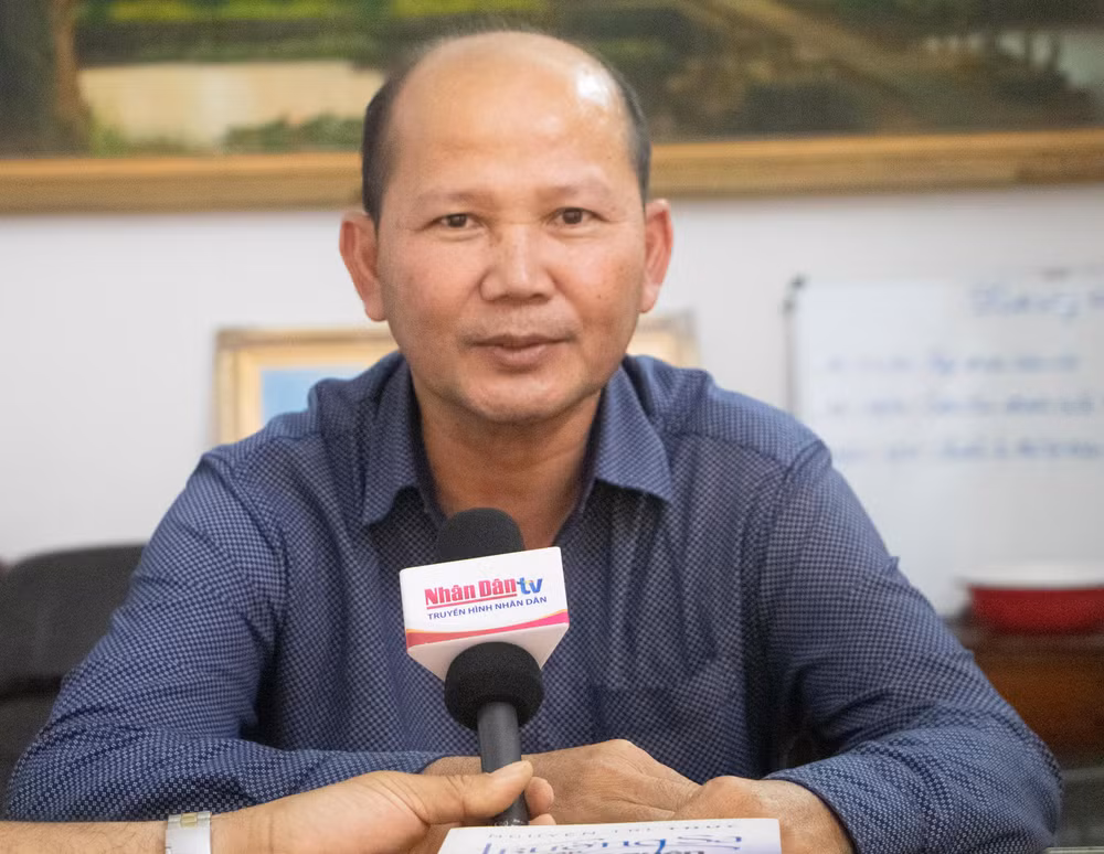 Nhà nghiên cứu Uch Leang.