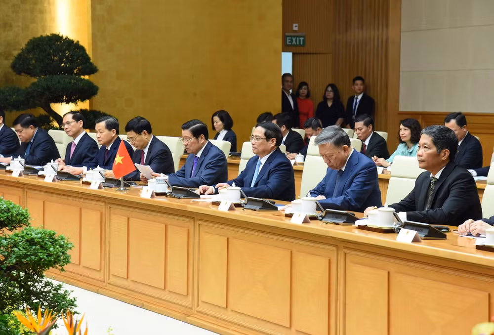 Thủ tướng Phạm Minh Chính và các thành viên Chính phủ Việt Nam tại buổi hội kiến.