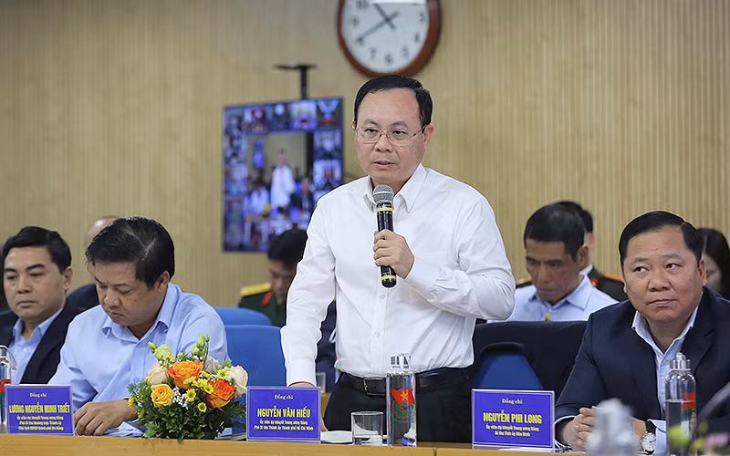 Đồng chí Nguyễn Văn Hiếu đánh giá về tình hình cán bộ trẻ thực tế tại thành phố mang tên Bác.