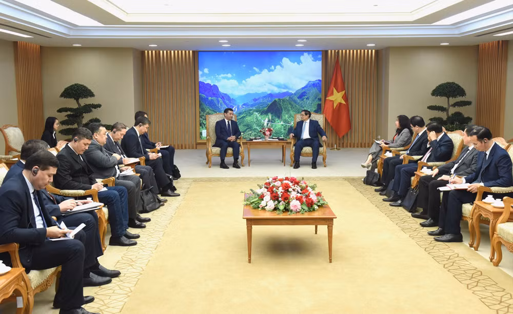 Quang cảnh buổi tiếp. Quang cảnh buổi tiếp.