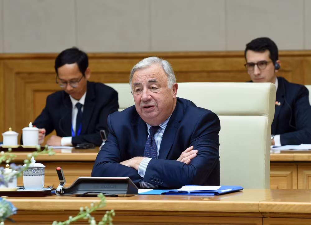 Chủ tịch Thượng viện Cộng hòa Pháp Gérard Larcher phát biểu. Chủ tịch Thượng viện Cộng hòa Pháp Gérard Larcher phát biểu.