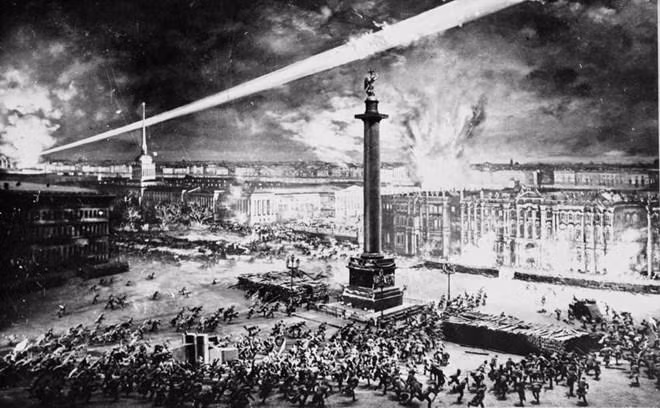 Đêm 7/11/1917 (25/10 theo lịch Nga cũ), quân khởi nghĩa tấn công vào Cung điện Mùa Đông ở Petrograd, mở đầu cuộc Cách mạng Tháng Mười Nga. (Ảnh: Tư liệu quốc tế/TTXVN phát) Đêm 7/11/1917 (25/10 theo lịch Nga cũ), quân khởi nghĩa tấn công vào Cung điện Mùa Đông ở Petrograd, mở đầu cuộc Cách mạng Tháng Mười Nga. (Ảnh: Tư liệu quốc tế/TTXVN phát)