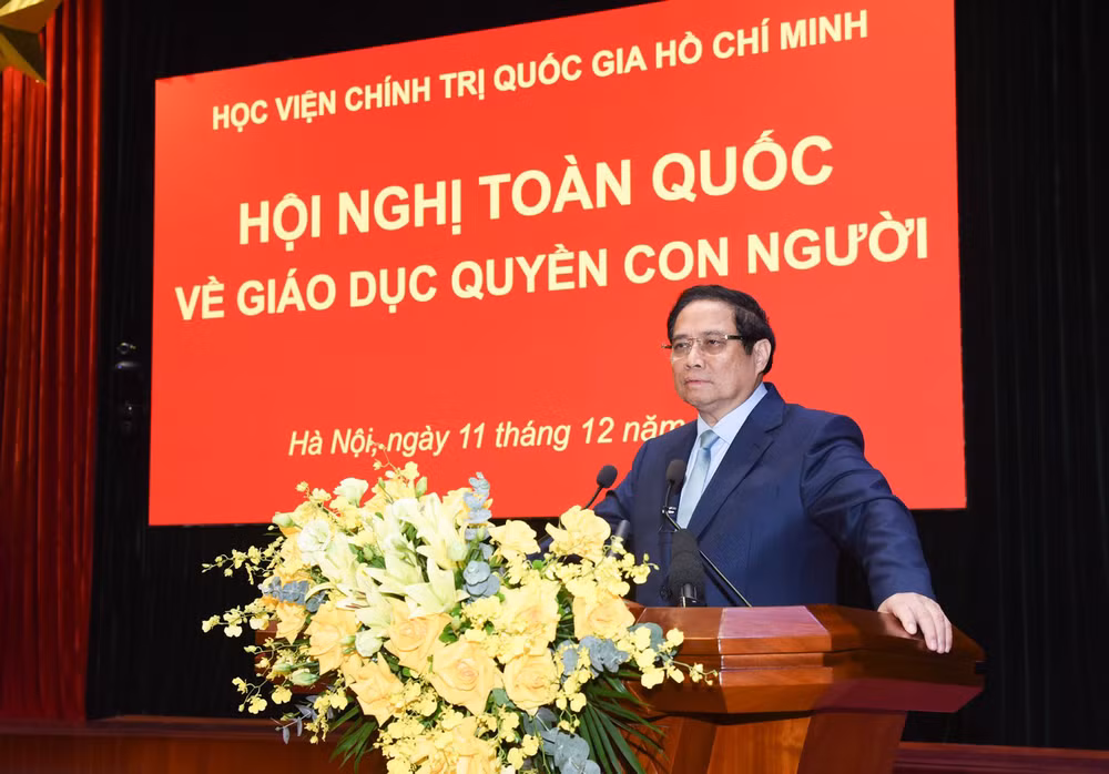 Thủ tướng Phạm Minh Chính phát biểu ý kiến tại hội nghị. Thủ tướng Phạm Minh Chính phát biểu ý kiến tại hội nghị.