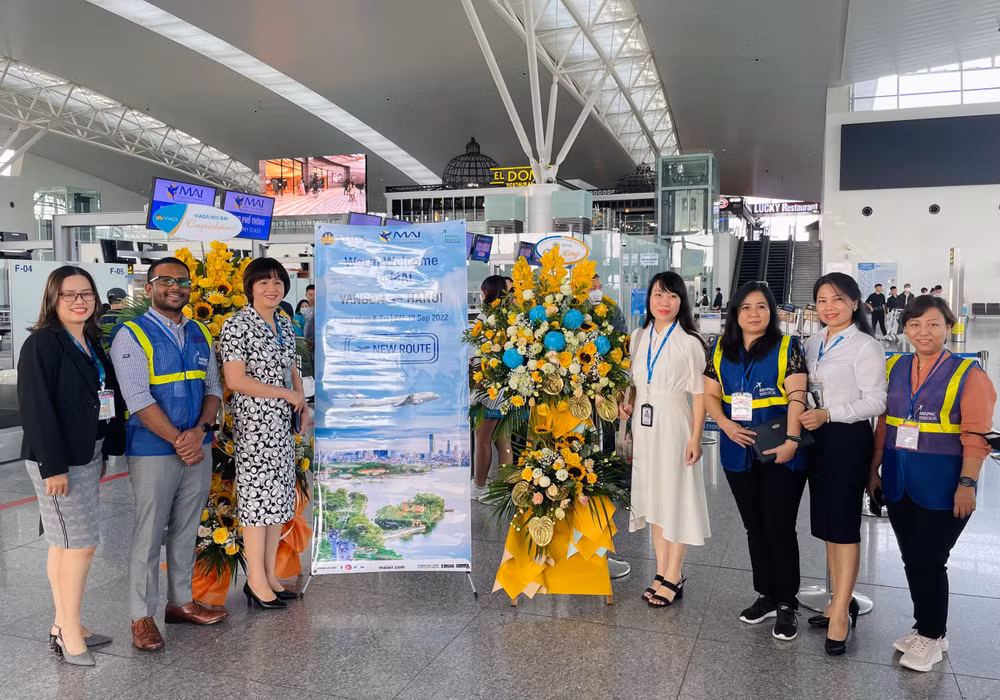 Chào đón những vị khách đến từ Yangon.