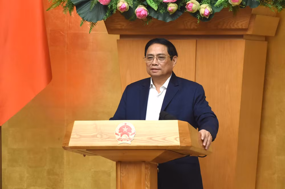 Thủ tướng nhấn mạnh, trong tháng 2 và 2 tháng đầu năm, Chính phủ, các bộ, ngành,địa phương đã quyết liệt triển khai các nhiệm vụ, giải pháp đã đề ra ngay từ những ngày đầu, tháng đầu. Qua đó, tình hình kinh tế-xã hội tiếp tục đạt những kết quả tích cực, đáng ghi nhận. Thủ tướng nhấn mạnh, trong tháng 2 và 2 tháng đầu năm, Chính phủ, các bộ, ngành,địa phương đã quyết liệt triển khai các nhiệm vụ, giải pháp đã đề ra ngay từ những ngày đầu, tháng đầu. Qua đó, tình hình kinh tế-xã hội tiếp tục đạt những kết quả tích cực, đáng ghi nhận.