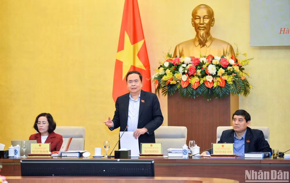 Phó Chủ tịch Thường trực Quốc hội Trần Thanh Mẫn phát biểu ý kiến. 