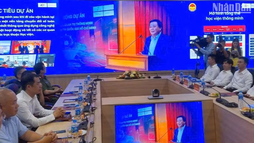 Quang cảnh lễ ra mắt Mô hình quản trị thông minh tại Học viện Chính trị quốc gia Hồ Chí Minh. 