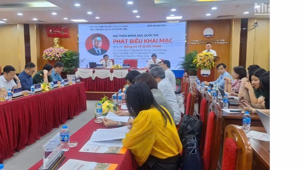 Quang cảnh hội thảo khoa học quốc gia: Hệ thống báo Đảng với công tác bảo vệ nền tảng tư tưởng của Đảng, đấu tranh phản bác các quan điểm sai trái, thù địch.