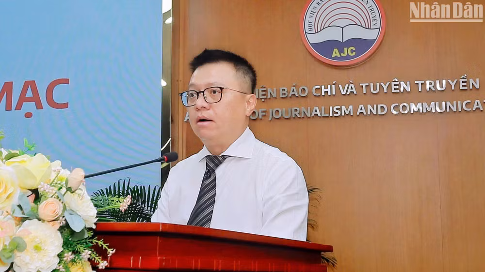 Đồng chí Lê Quốc Minh phát biểu khai mạc hội thảo. Đồng chí Lê Quốc Minh phát biểu khai mạc hội thảo.