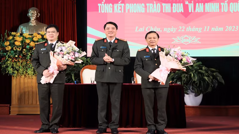 Công an Lai Châu bàn giao đơn vị Cụm trưởng Cụm thi đua cho Công an tỉnh Lạng Sơn, Phó Cụm trưởng Cụm thi đua cho Công an tỉnh Cao Bằng. 