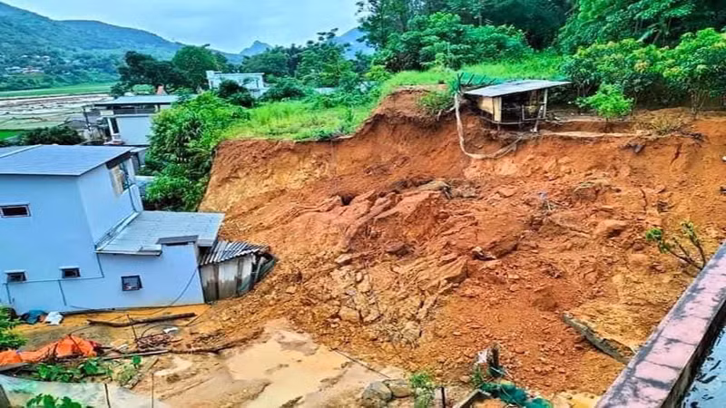 Mưa lũ gây thiệt hại nặng nề cho người dân huyện Than Uyên.