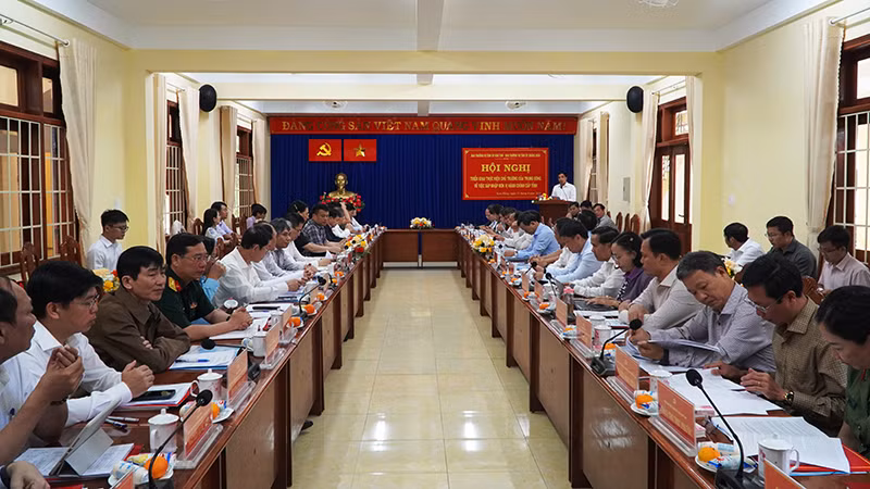 Quang cảnh hội nghị.