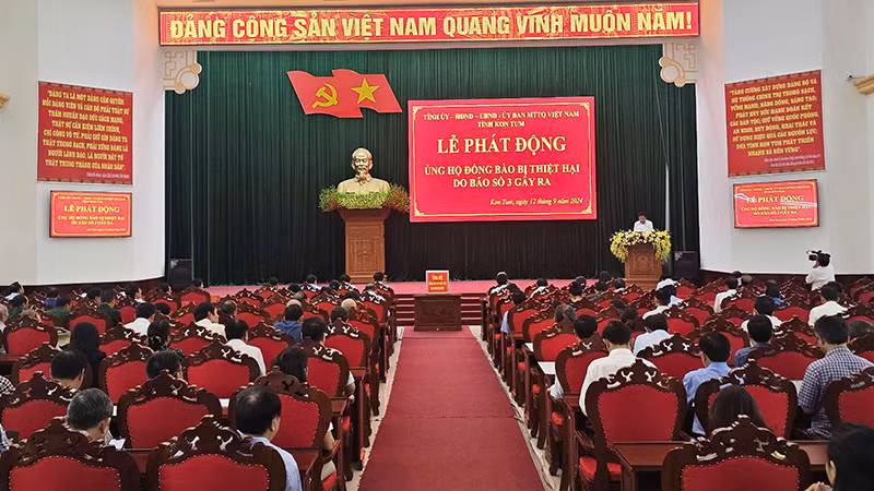 Quang cảnh buổi lễ.