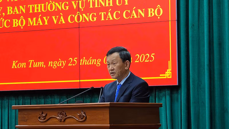 Đồng chí Dương Văn Trang phát biểu tại hội nghị.