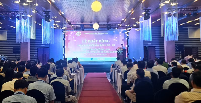 Quang cảnh Lễ phát động.