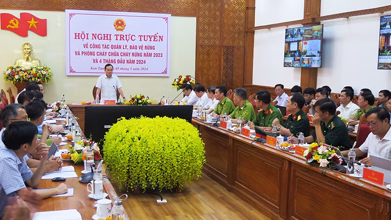 Quang cảnh hội nghị