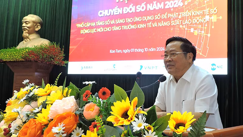 Đồng chí Lê Ngọc Tuấn kết luận hội nghị. Đồng chí Lê Ngọc Tuấn kết luận hội nghị.