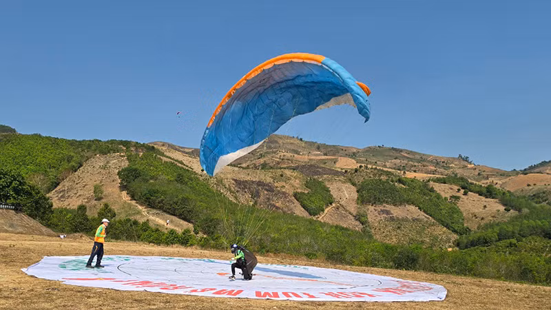 Hạ cánh Hạ cánh