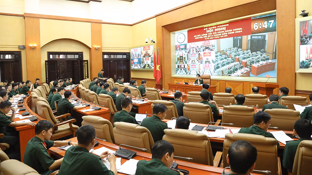 Hội nghị sơ kết công tác cải cách hành chính, chuyển đổi số sáu tháng đầu năm 2024 của Bộ Quốc phòng.