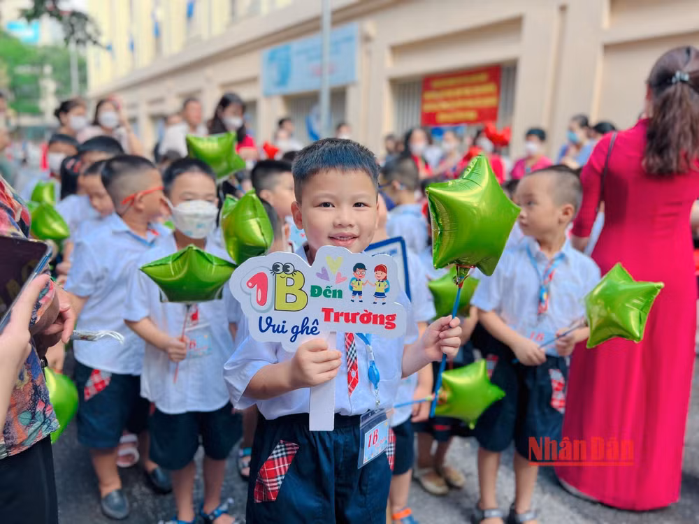 Ngày đầu đến trường. 